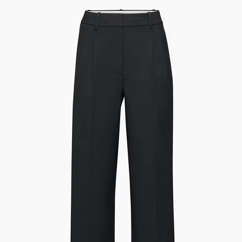 black aritzia effortless pants